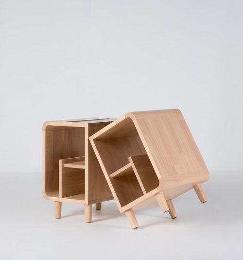 OVER-EASY Side table